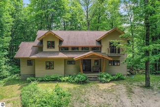 1849 W 24 Rd, Boon, MI 49618