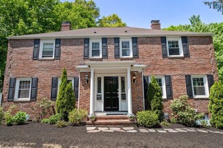 33A Wesley St Unit 2, Newton, MA 02458