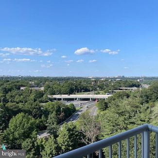 2500 N Van Dorn St Unit 1119, Alexandria, VA 22302