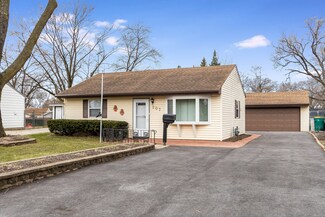 207 S Hammes Ave, Joliet, IL 60436
