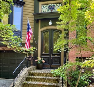 21 Hidden Valley, Rocky River, OH 44116