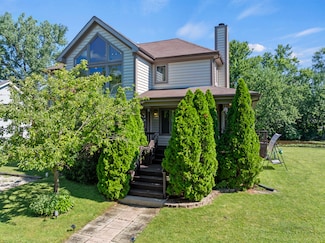 25138 W Lake Ave, Ingleside, IL 60041