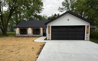 402 N Water St, Huntsville, MO 65259