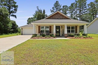 333 Dreamland St, Jesup, GA 31545