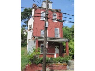 807 Clarissa St, Pittsburgh, PA 15219