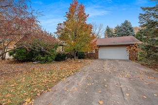 3118 N Oneida St, Appleton, WI 54911