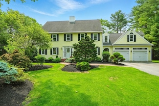 105 Old Barn Path, Marshfield, MA 02050