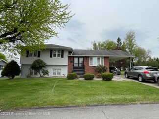 203 Division St, Olyphant, PA 18447