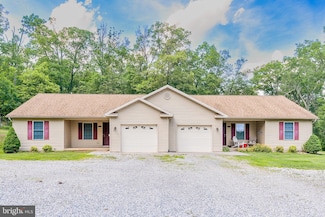 264 Goller Hill Ct, Hedgesville, WV 25427