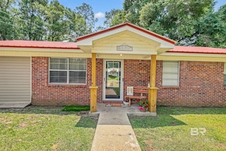 105 Duncan St, Brewton, AL 36426