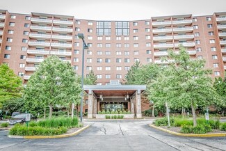 21 Kristin Dr Unit 414, Schaumburg, IL 60195