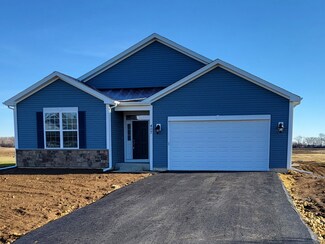 412 Kensington Ct, Williams Bay, WI 53191