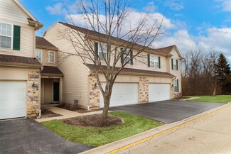 722 Dillon Ct, Grayslake, IL 60030