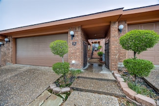 12 Village Green Ct, Denison, TX 75020