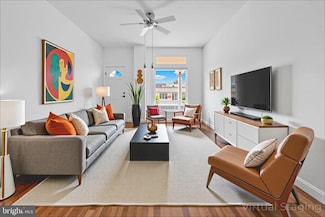 3915 Falls Rd, Baltimore, MD 21211