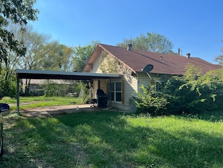 418 E Dewey St, Malakoff, TX 75148