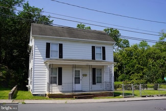324 E Stephen St, Martinsburg, WV 25401