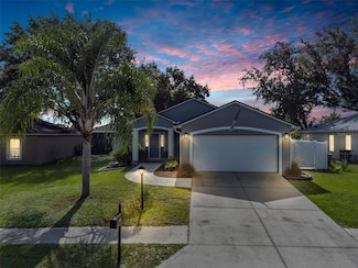 124 Eagle Point Blvd, Auburndale, FL 33823