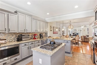 520 Vinings Estates Dr SE Unit B04, Mableton, GA 30126