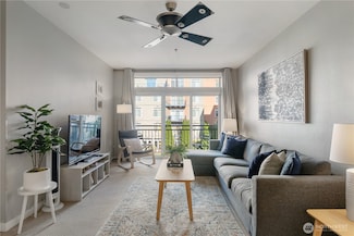 2414 1st Ave Unit 525, Seattle, WA 98121