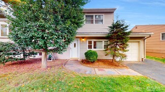 22 Overbrook Dr, Colonia, NJ 07067