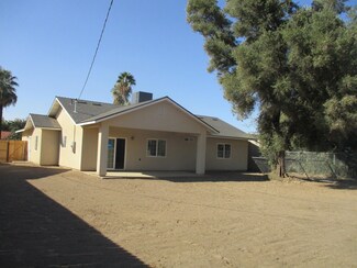 41372 David Rd, Orosi, CA 93647