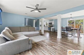 825 Elwood St, Lacey Township, NJ 08731