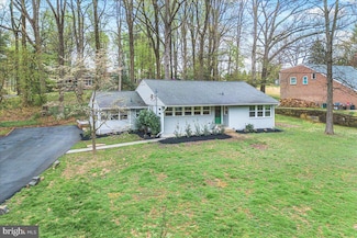 901 Hobbs Dr, Silver Spring, MD 20904