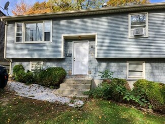 26 Traver Ave, Johnston, RI 02919