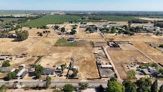 1704 Plumas Arboga Rd, Olivehurst, CA 95961