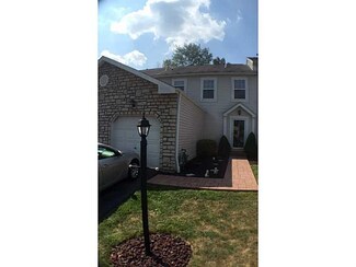 899 Talon Ct, Leechburg, PA 15656