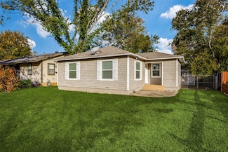 723 Glen Rhea Dr, Lake Dallas, TX 75065