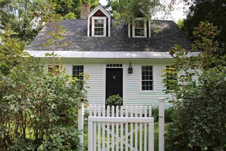 23 W Shore Rd, Hebron, NH 03241