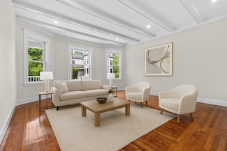 33 George St Unit 33, Newton, MA 02458