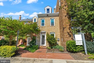 911 Oronoco St, Alexandria, VA 22314