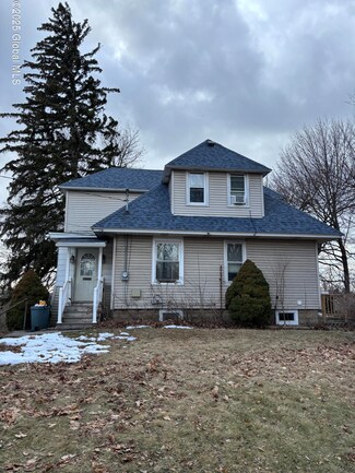 45 Lorraine Ave, Schenectady, NY 12304
