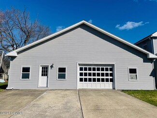 749 N Front St, Milton, PA 17847