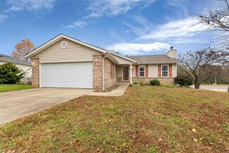332 Sandalwood Dr, Waterloo, IL 62298