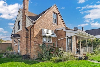 125 Fenton St, Buffalo, NY 14206