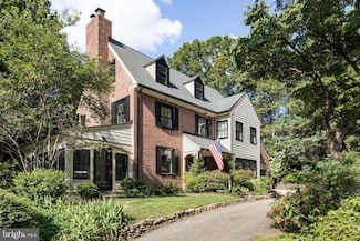 3430 Warden Dr, Philadelphia, PA 19129