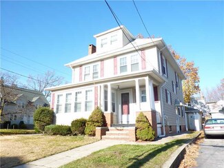115 Auburn St, Cranston, RI 02910