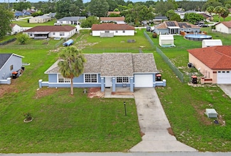 316 Oak Track Dr, Ocala, FL 34472