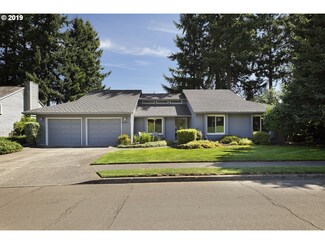 2920 Carriage Way, West Linn, OR 97068
