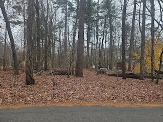 55 Beachview Rd, Lunenburg, MA 01462