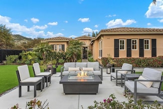 2409 Andersen Ln, Vista, CA 92084