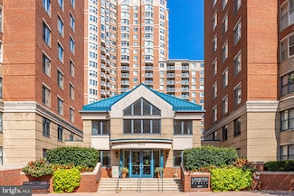 3835 9th St N Unit 701W, Arlington, VA 22203