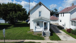 1036 Haynes St, Fremont, OH 43420