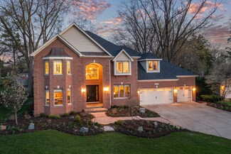28W169 Lawnmeadow Ln, Naperville, IL 60540