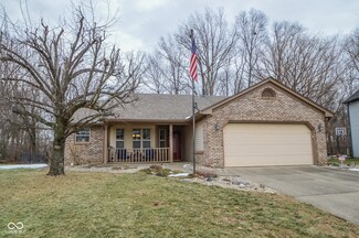 5853 Oakcrest Dr, Indianapolis, IN 46237