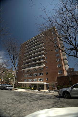 72-35 112 St Unit 12C, Forest Hills, NY 11375